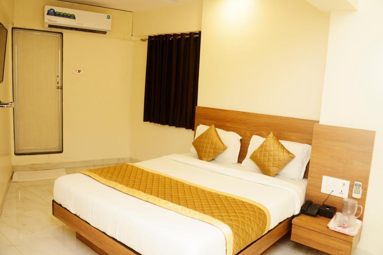 Hotel Ashyana - Near To Grant Road Station Mumbai Exterior photo