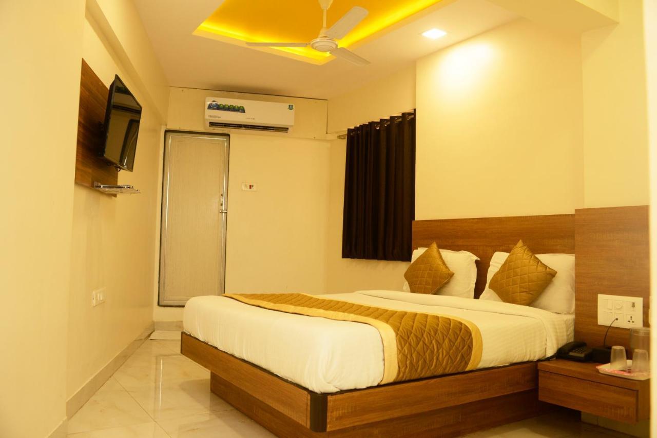 Hotel Ashyana - Near To Grant Road Station Mumbai Exterior photo